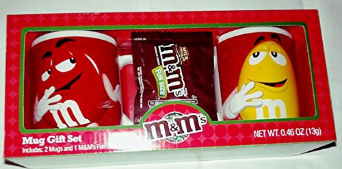 0013253400541 - M&M'S COLLECTOR MUGS SET WITH FUN SIZE BAG OF PLAIN M&M'S CANDY - OFFICIALLY LICENSED PRODUCT - MADE IN USA