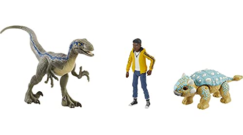0194735041633 - JURASSIC WORLD DARIUS STORYPACK WITH 3 ACTION FIGURES, DARIUS, VELOCIRAPTOR BLUE & ANKYLOSURUS BUMPY, CAMP CRETACEOUS AUTHENTIC DECORATION & MOVABLE JOINTS, KIDS GIFT AGES 4 YEARS & UP