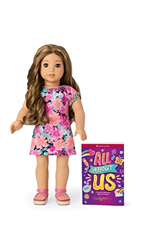 0194735092543 - AMERICAN GIRL TRULY ME 18-INCH DOLL 118 WITH HAZEL EYES, CURLY CARAMEL HAIR WITH BLONDE HIGHLIGHTS, LIGHT SKIN WITH WARM OLIVE UNDERTONES, FLORAL PRINTED T-SHIRT DRESS