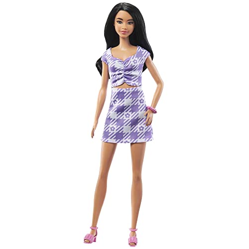 0194735094387 - BARBIE DOLL, KIDS TOYS, BARBIE FASHIONISTAS, WAVY BLACK HAIR AND TALL BODY TYPE, GINGHAM CUT-OUT DRESS, CLOTHES AND ACCESSORIES