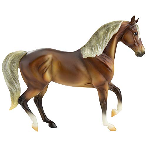 0019756009588 - BREYER HORSES FREEDOM SERIES HORSE | SILVER BAY MORAB | 9.75 X 7 | 1:12 SCALE | HORSE TOY | MODEL #958