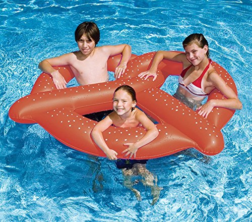 0257554495558 - 60 WATER SPORTS INFLATABLE SWIMMING POOL 3-PERSON GIANT PRETZEL FLOAT