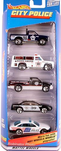 0033170641001 - HOT WHEELS CITY POLICE 5 CAR GIFT PACK LIMITED EDITION 1:64 SCALE COLLECTIBLE DIE CAST CARS