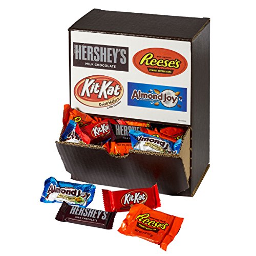 0034000202553 - HERSHEY'S ASSORTMENT CANDY BOX, 47.76 OUNCE