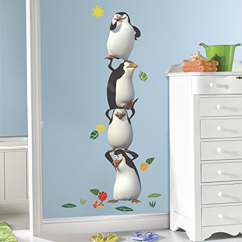 0034878569451 - ROOMMATES RMK2736GM PENQUINS OF MADAGASCAR PEEL AND STICK GIANT WALL DECALS