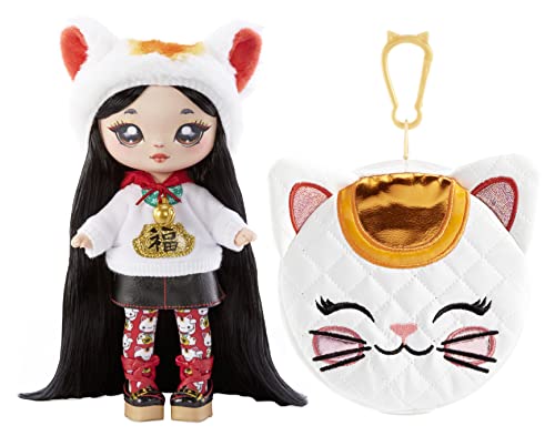 0035051579274 - MGA ENTERTAINMENT NA NA NA SURPRISE GLAM SERIES 2 LILING LUCK - LUCKY CAT-INSPIRED 7.5 FASHION DOLL WITH BLACK HAIR AND METALLIC CLIP-ON KITTY PURSE, 2-IN-1 GIFT, TOY FOR KIDS AGES 5 6 7 8+ YEARS