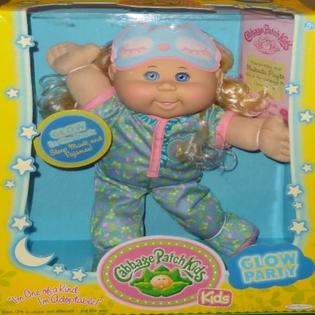 0039897669496 - CABBAGE PATCH KIDS GLOW PARTY BLONDE DOLL