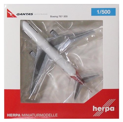 4013150524773 - DARON HERPA QANTAS 767-300 REG#VH-ZXG KARRATHA MODEL KIT (1/500 SCALE)