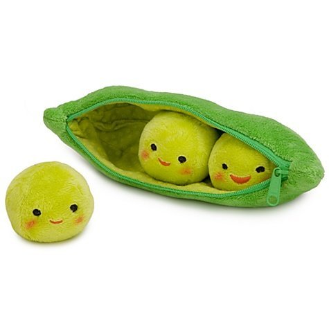 0412632102692 - DISNEY TOY STORY 3 PEAS-IN-A-POD PLUSH TOY -- 8 GREEN