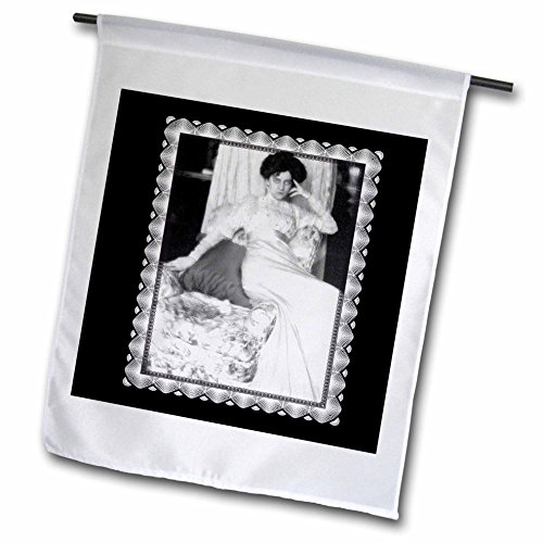 0499160839023 - BLN VINTAGE PHOTOGRAPHS OF HISTORY AND PEOPLE 1800S - 1900S - MISS ANDERSON,1908 BY ALLVIN LANDSON COBURN PHOTO OF A VICTORIAN ERA WOMAN DRESSED IN WHITE - 18 X 27 INCH GARDEN FLAG (FL_160839_2)