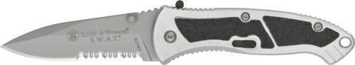 5055732552094 - SMITH & WESSON SWATS S.W.A.T SMALL SERRATED ASSISTED OPENING KNIFE