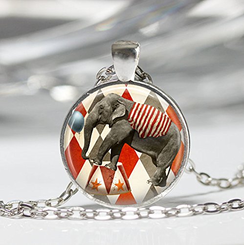 0614357530570 - CIRCUS JEWELRY ELEPHANT NECKLACE THREE RING BIG TOP CARNIVAL ART PENDANT
