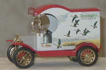 0636060765391 - GEARBOX REMINGTON COUNTRY 1912 FORD MODEL T DIE CAST COLLECTIBLE BANK WITH FLYING GEESE SCENE