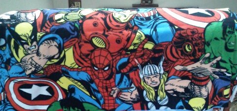 0678361004229 - MARVEL COMIC ORDER BY THE 19TH FOR CHRISTMAS DELIVERY! CHOOSE BLANKET , PILLOWS , NAP MATS , LAMP SHADES AND ART SMOCKS (ALL EMBROIDERED NO EXTRA CHARGE!!)