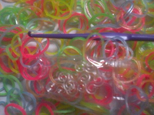 6825135865225 - PACK OF 300 DIY COLOURFUL LOOM BANDS-GLOW IN THE DARK