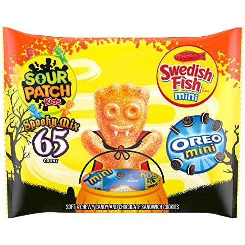 0070462009897 - SOUR PATCH KIDS CANDY, OREO MINI CHOCOLATE SANDWICH COOKIES AND SWEDISH FISH CANDY HALLOWEEN CANDY VARIETY PACK, 65 TRICK OR TREAT SNACK PACKS