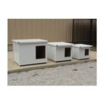 0719222000490 - INSULATED DOG HOUSE WITH ALUMINUM LINING SIZE SMALL 20 H X 24 W X