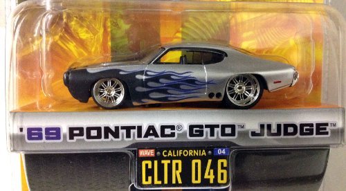 0723794856522 - DUB CITY BIG TIME MUSCLE / '69 PONTIAC GTO JUDGE / SILVER W BLUE FLAMES / CLTR 046 / 1:64 SCALE DIE-CAST COLLECTIBLE / JADA TOYS 2005