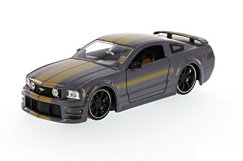 0736983504159 - NEW 1:24 DISPLAY BIG TIME MUSCLE - 2005 BLACK FORD MUSTANG GT DIECAST MODEL CAR BY JADA TOYS