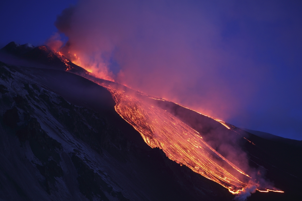 7430030447484 - LAVA FLOWING INTO VALLE DEL BOVE AT MOUNT ETNA VOLCANO, ITALY POSTER PRINT (17 X 11)