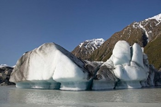 7430044069023 - ICEBERGS IN TASMAN GLACIER TERMINAL LAKE, CANTERBURY, SOUTH ISLAND, NEW ZEALAND PRINT BY DAVID WALL (36 X 24)