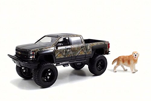 0764072034447 - 2014 CHEVY SILVERADO OFF ROAD AND DOG FIGURE, CAMOUFLAGE - JADA 97144 - 1/24 SCALE DIECAST MODEL TOY CAR