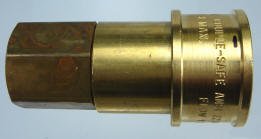 0077924612084 - WEBER 61208 1/2 FPT X 1/2 QUICK DISCONNECT BRASS FEMALE FITTING FOR SUMMIT SERIES GRILLS