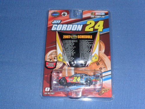 0781317478507 - 2007 NASCAR WINNER'S CIRCLE . . . JEFF GORDON #24 DUPONT CHEVY MONTE CARLO 1/64 DIECAST . . . INCLUDES 1/24 SCALE HOOD SCHEDULE MAGNET