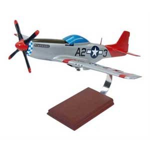 0781624632715 - TOYS AND MODELS P-51D MUSTANG BETTY JANE