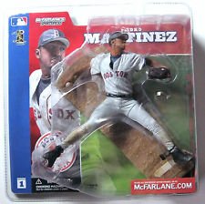 0783318400846 - MCFARLANE TOYS MLB SPORTS PICKS SERIES 1 ACTION FIGURE PEDRO MARTINEZ (BOSTON RED SOX) GRAY JERSEY VARIANT BY UNKNOWN