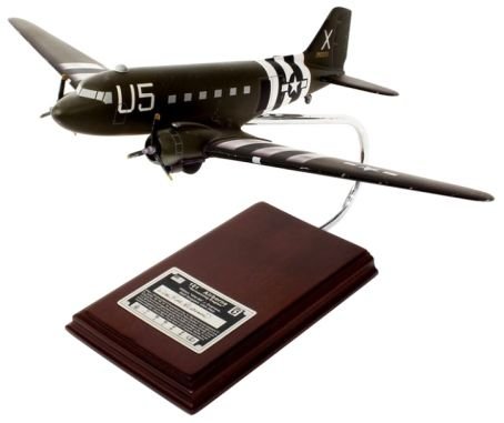 0080957102750 - C-47 BAND OF BROTHERS SIGNATURE SERIES 1 62 SCALE AIRCRAFT 47 IN