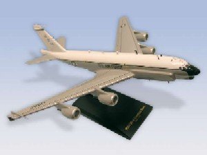0080957208308 - RC-135U COMBAT SENT OLD ENGINES 1 100 SCALE AIRCRAFT