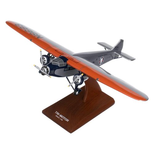 0080957700505 - AT-5C FORD AMERICAN 1 48 SCALE AIRCRAFT