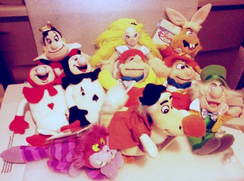 0081787559042 - HARD TO FIND DISNEY SET OF 9 ALICE IN WONDERLAND BEAN BAG PLUSH DOLLS INCLUDING CHESHIRE CAT, ALICE, QUEEN OF HEARTS, WHITE RABBIT, MAD HATTER, RED ACE, BLACK ACE, TWEEDLE DEE AND TWEEDLE DUM