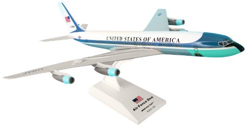 0830715103129 - DARON SKYMARKS AIR FORCE ONE VC-137 REG#27000 AIRPLANE MODEL BUILDING KIT, 1/150-SCALE