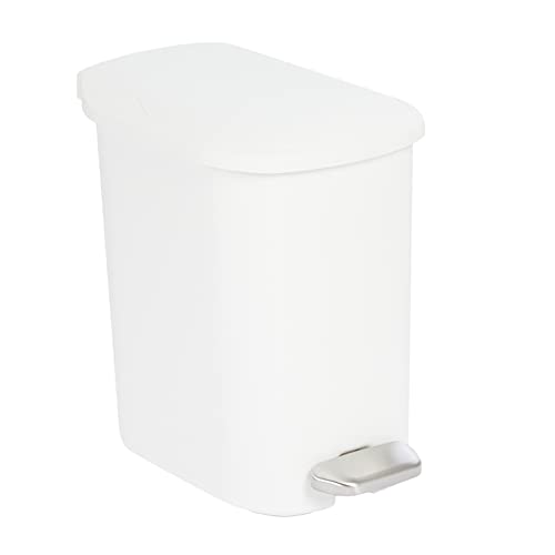 0840095887922 - AMAZON BASICS COMPACT BATHROOM PLASTIC TRASH CAN WITH STEEL PEDAL STEP, WHITE, 6-LITER