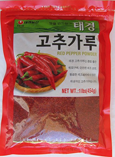 8809061670380 - KOREAN RED CHILI FLAKES, GOCHUGARU (1 LB) BY TAE-KYUNG