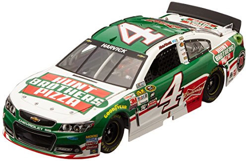 0886154095945 - LIONEL RACING KEVIN HARVICK #4 HUNT BROTHERS PIZZA 2015 CHEVROLET SS 1:24 SCALE DIE-CAST CAR