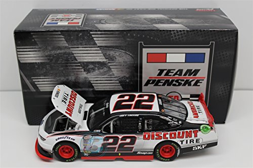 0886154105552 - LIONEL RACING JOEY LOGANO #22 DISCOUNT TIRE 2016 FORD MUSTANG NASCAR DIECAST CAR (1:24 SCALE)
