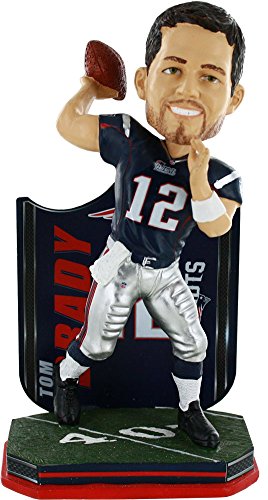 0889345914360 - NFL NEW ENGLAND PATRIOTS TOM BRADY NAME AND NUMBER JERSEY BOBBLEHEAD FIGURINE