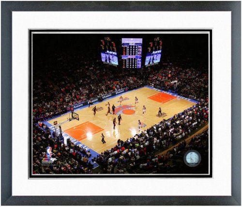 0903630469417 - NEW YORK KNICKS MADISON SQUARE GARDEN NBA PHOTO 12.5 X 15.5 FRAMED