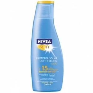 4005808619016 - NIVEA LIGHT FEELING FPS 15